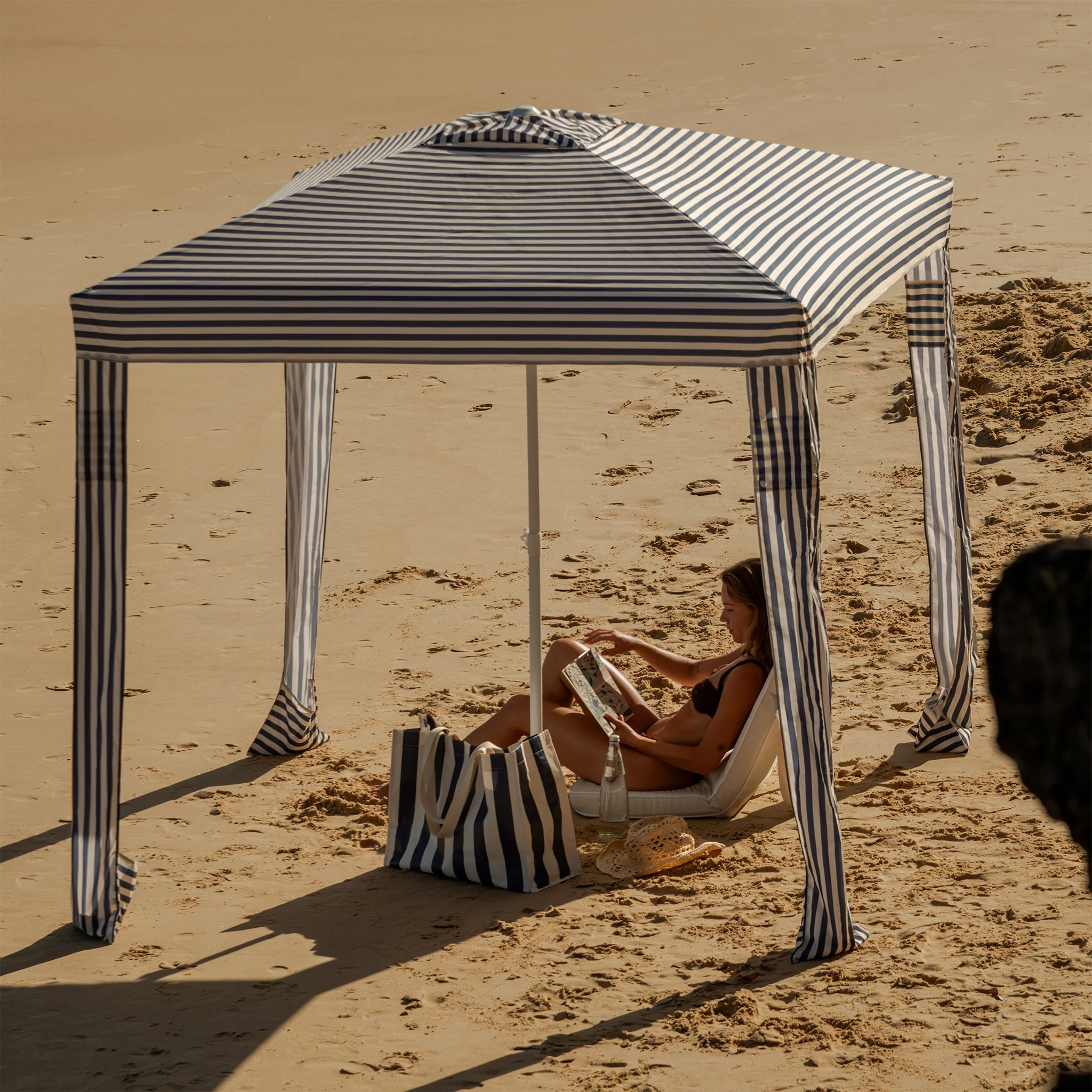 Beach Cabana - Marine - Image 2