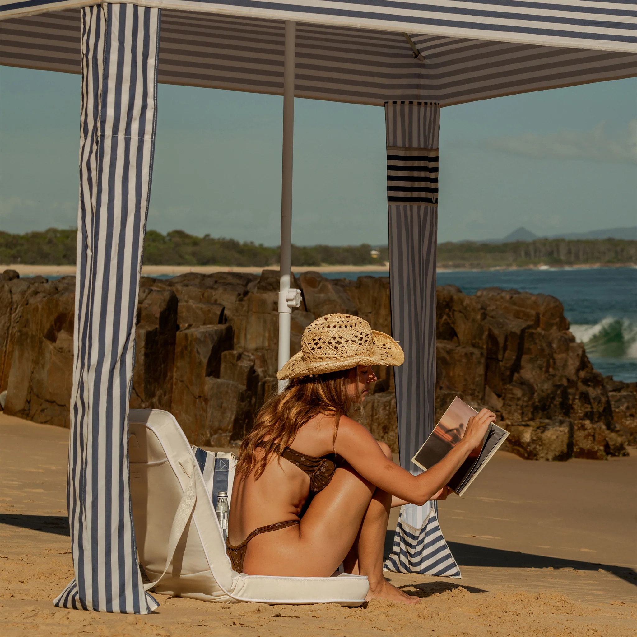 Beach Cabana - Marine - Image 4