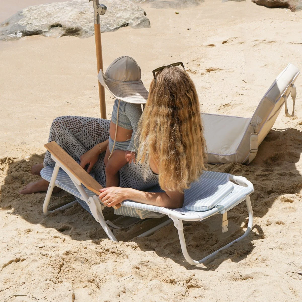Deluxe Beach Chair - Lazy Days - Image 5
