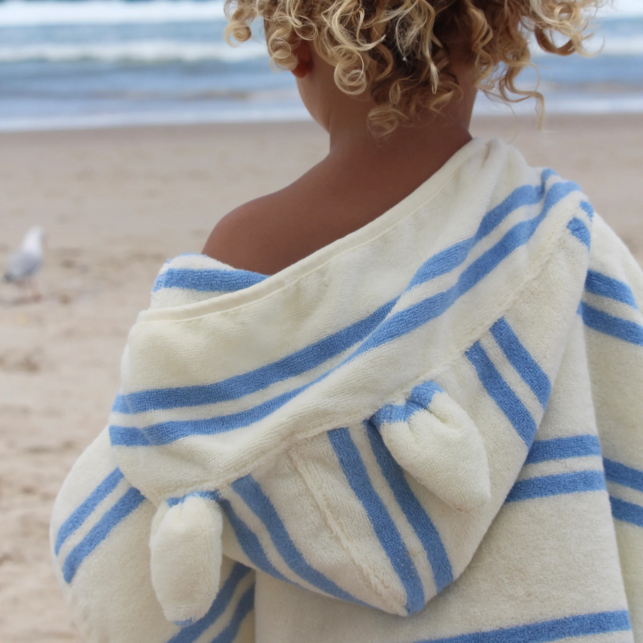 Kids Hooded Towel  - Sammy the Seagull - Image 5