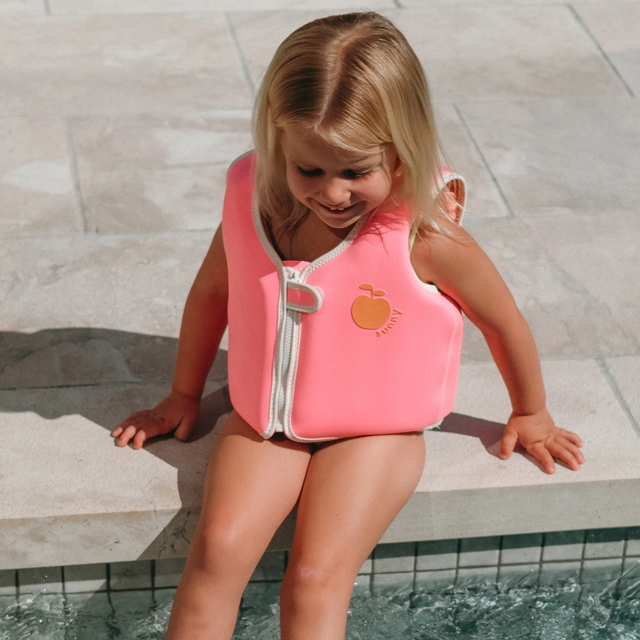 Kids Swim Vest 3-6 - Poppy the Peach Neon Pink - Image 5