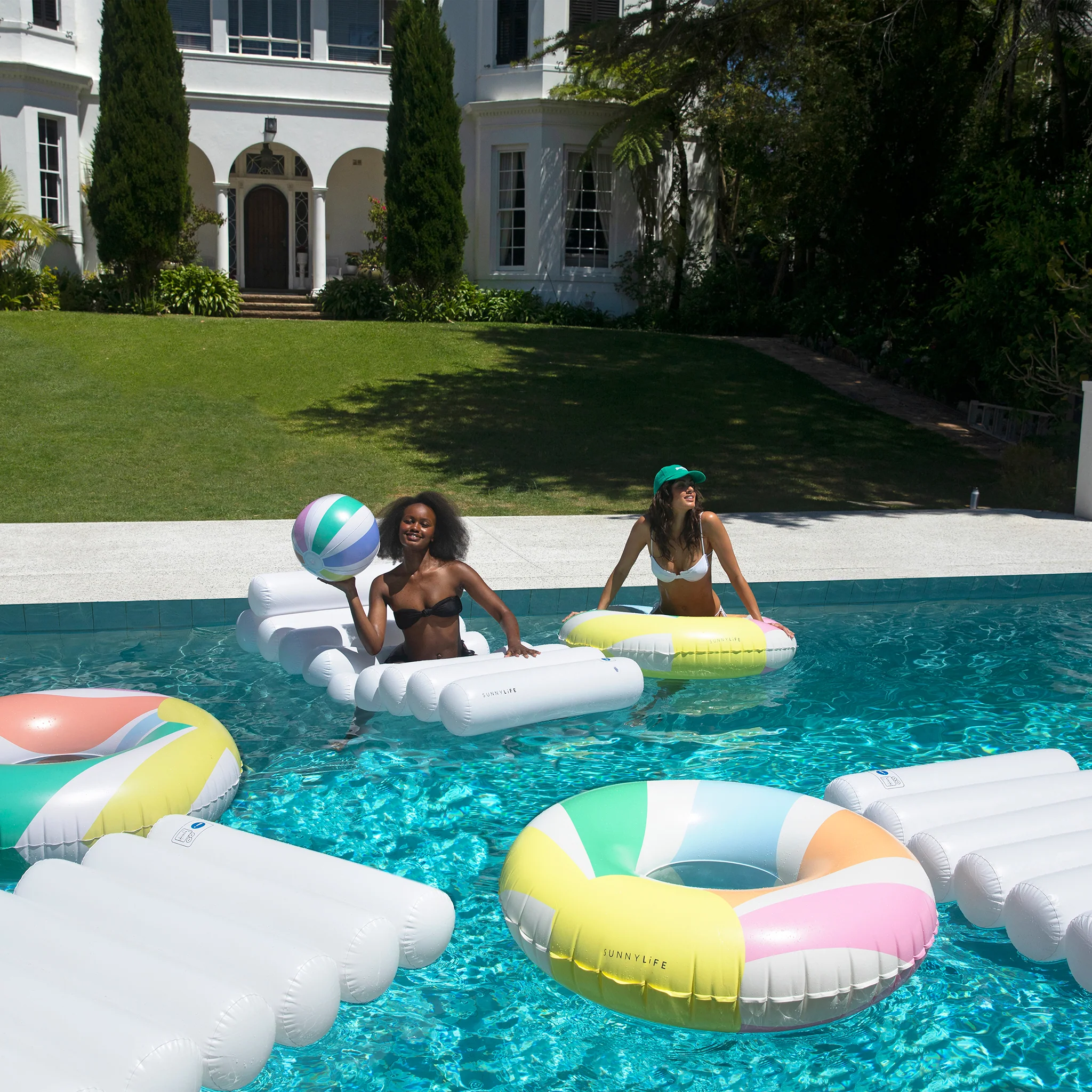 Inflatable Beach Ball - Gelato - Image 4