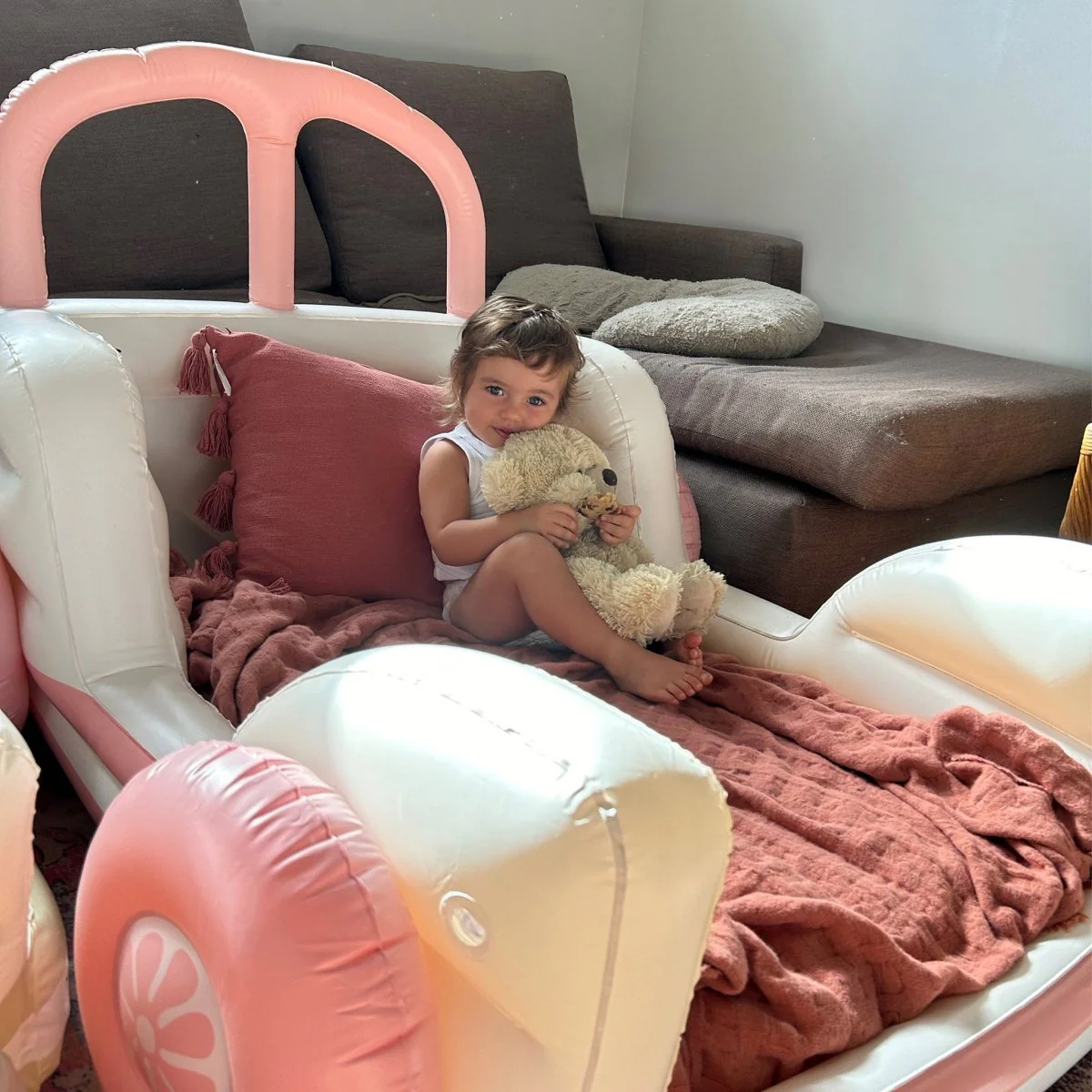 Kids Air Mattress - Summer Van - Image 11