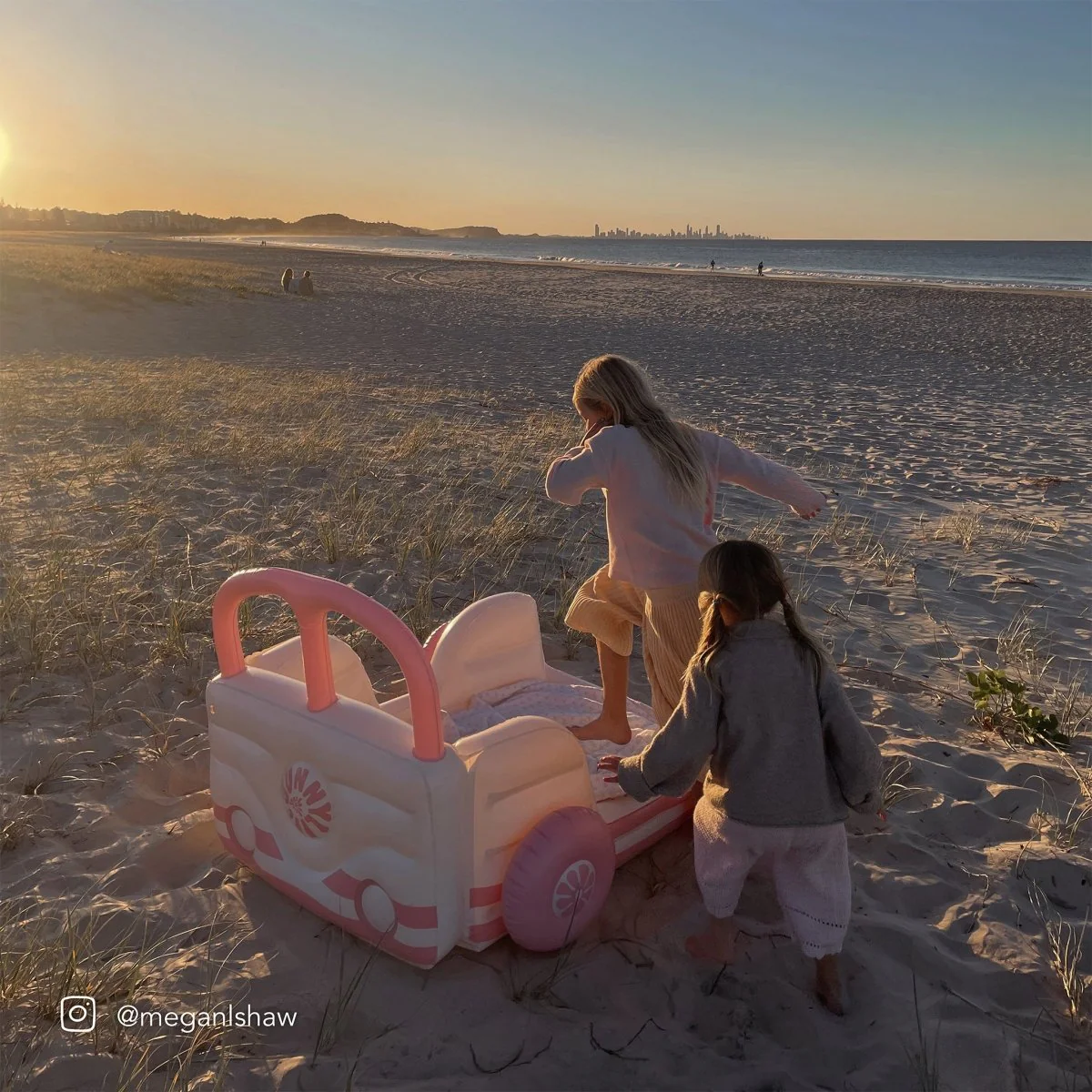 Kids Air Mattress - Summer Van - Image 4