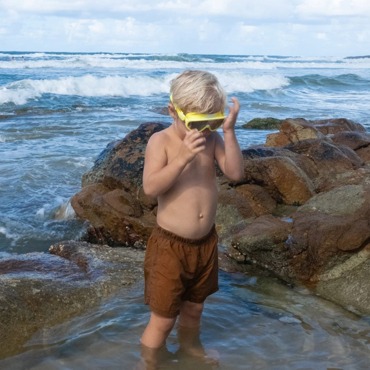 Kids Swim Mask - Salty the Shark - Image 3