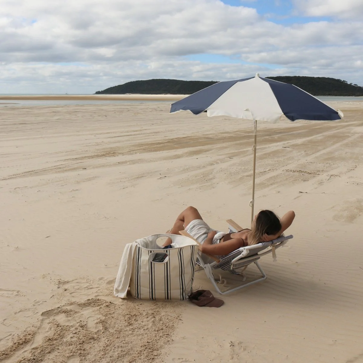 Deluxe Beach Chair  - Resort Coastal - Image 4