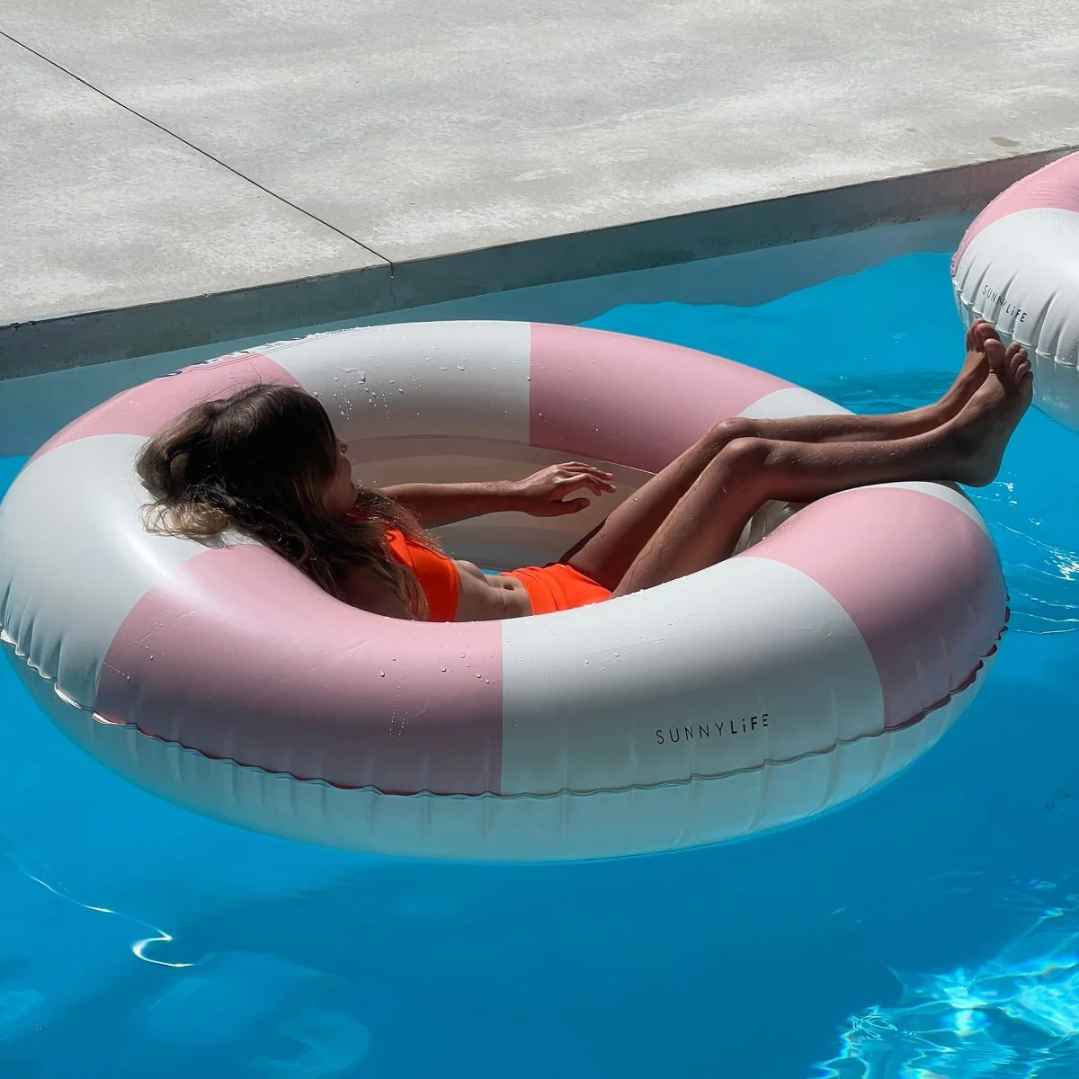Luxe Pool Ring - Stole My Heart Pink - Image 4