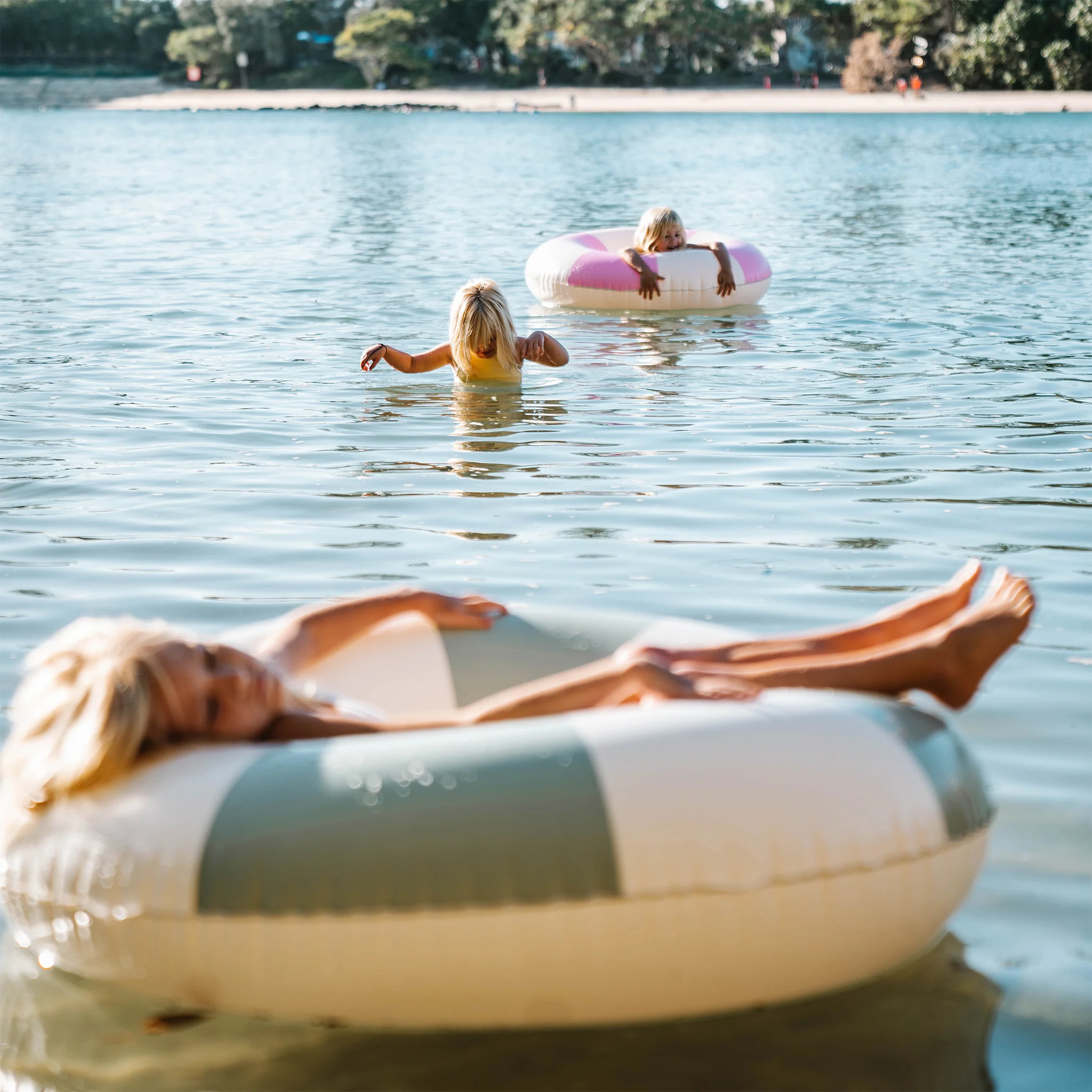 Tube Pool Ring - The Vacay - Image 6