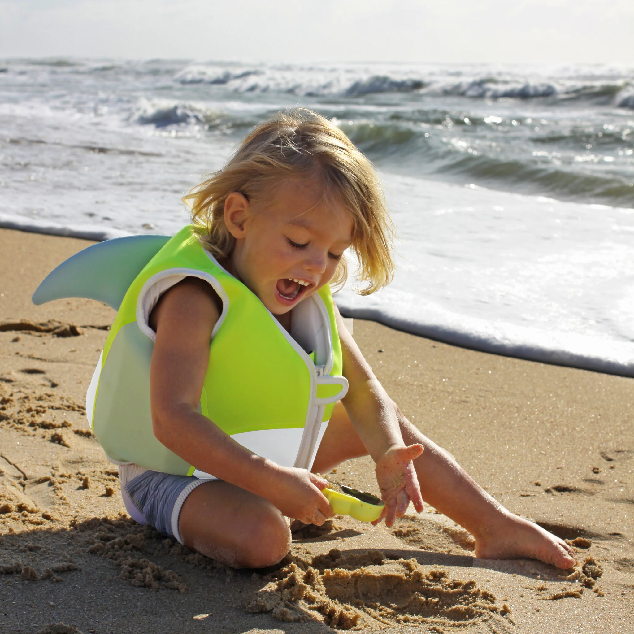 Swim Vest 2-3 - Shark Tribe Blue Neon Citrus - Image 4